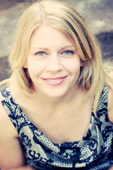 mary_pauline_lowry_author_photo